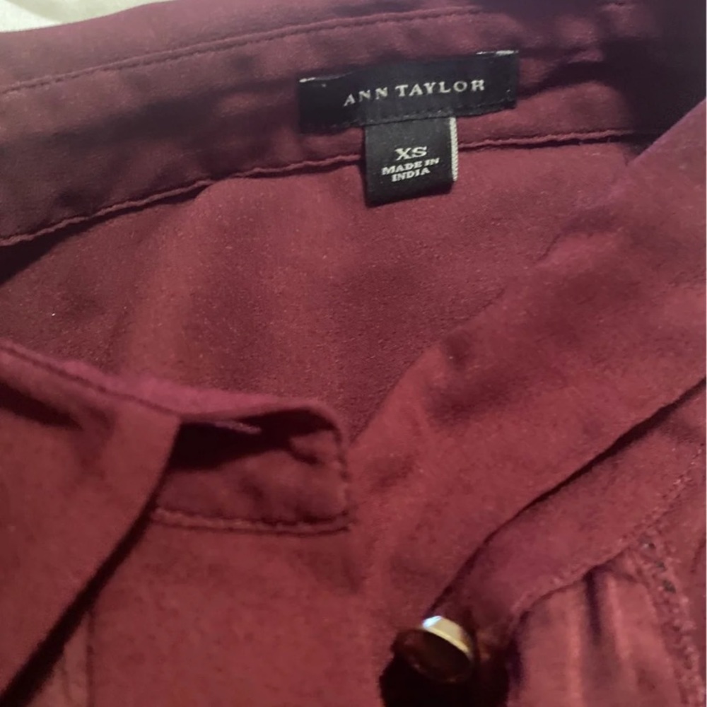 Ann Taylor - Picture 2 of 4